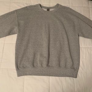 Gildan heavy blend grey sweatshirt